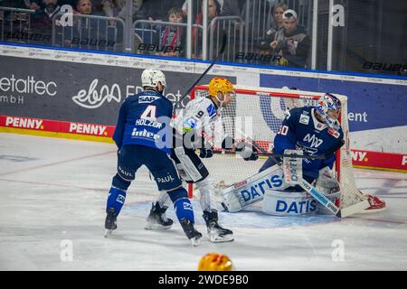 Spielszene Adler Mannheim gegen Fischtown Pinguins Bremerhaven (PENNY DEL ; Deutsche Eishockey Liga) Banque D'Images