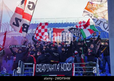 Brescia, Italie. 20 janvier 2024. Supporters de Sudtirol lors de Brescia Calcio vs FC Sudtirol, match italien de football Serie B à Brescia, Italie, janvier 20 2024 crédit : Agence de photo indépendante/Alamy Live News Banque D'Images