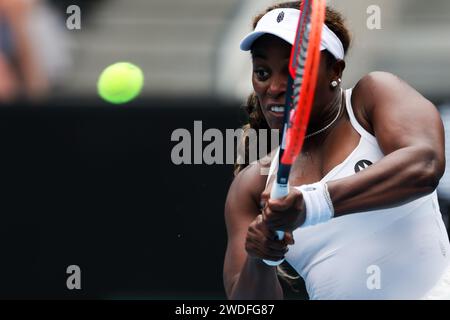 Melbourne, Victoria, Australie. 20 janvier 2024. Sloane Stephens, des États-Unis, jouant contre Anna Kalinskaya, de Russie, joue le jour 7 de l'Open d'Australie 2024 à Melbourne Park, le 20 janvier 2024 à Melbourne, en Australie. (Image de crédit : © Chris Putnam/ZUMA Press Wire) USAGE ÉDITORIAL SEULEMENT! Non destiné à UN USAGE commercial ! Banque D'Images