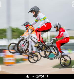 Teya Rufus, coureuse junior de BMX féminine, Team Australia, aux Championnats du monde de BMX 2023, Knightswood BMX Centre, Glasgow Banque D'Images