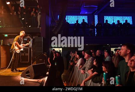 Park City, États-Unis. 19 janvier 2024. The Black Keys - Dan Auerbach se produit en concert lors du Festival du film de Sundance 2024 au Marquis Park City le 19 janvier 2024 à Park City, UTH. Photo : C Flanigan/imageSPACE/Sipa USA crédit : SIPA USA/Alamy Live News Banque D'Images