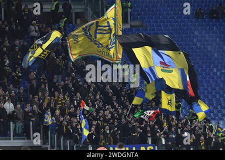 Rome, Latium. 20 janvier 2024. Fans de Vérone lors du match de Serie A entre Roma et Hellas Verona au stade olympique, Italie, le 20 janvier 2024. Photographer01 crédit : Agence de photo indépendante / Alamy Live News Banque D'Images