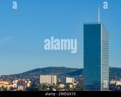 Tour Incity. La Caisse d'Epargne est une banque de détail coopérative, est l'une des principales banques françaises et services d'assurance à Lyon, France Banque D'Images