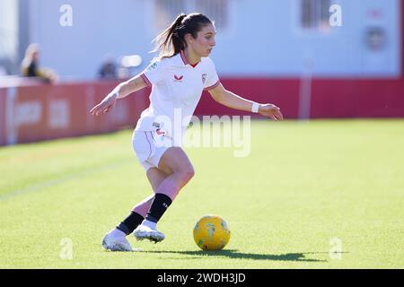 Séville, Espagne. 20 avril 2024. Arola Aparicio de Sevilla FC lors du match de Liga entre Sevilla FC et Villarreal CF a joué au Jesus Navas Stadium le 20 2024 janvier à Séville, Espagne. (Photo PRESSINPHOTO) crédit : PRESSINPHOTO SPORTS AGENCY/Alamy Live News Banque D'Images