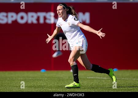 Séville, Espagne. 20 avril 2024. Gemma Gili du Sevilla FC lors du match de Liga entre le Sevilla FC et le Villarreal CF a joué au Jesus Navas Stadium le 20 2024 janvier à Séville, en Espagne. (Photo PRESSINPHOTO) crédit : PRESSINPHOTO SPORTS AGENCY/Alamy Live News Banque D'Images