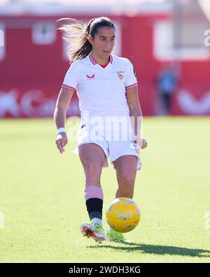 Séville, Espagne. 20 avril 2024. Lucia Rodriguez du Sevilla FC lors du match de Liga entre le Sevilla FC et le Villarreal CF a joué au Jesus Navas Stadium le 20 2024 janvier à Séville, en Espagne. (Photo PRESSINPHOTO) crédit : PRESSINPHOTO SPORTS AGENCY/Alamy Live News Banque D'Images