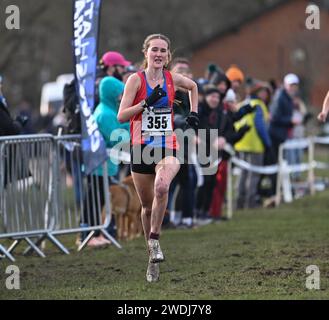 Hampstead, Angleterre. 20 janvier 2024. Niamh Brown termine troisième de la course senior féminine au London International Cross Country. Crédit : Nigel Bramley/Alamy Live News Banque D'Images