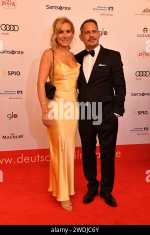Moritz Bleibtreu mit Ehefrau Saskia / 48. Deutschen Filmball 2024 / Spitzenorganisation der Filmwirtschaft / SPIO / Hotel Bayerischer Hof / München / 20. Januar 2024 *** Moritz Bleibtreu avec sa femme Saskia 48 German film ball 2024 Top organisation de l'industrie cinématographique SPIO Hotel Bayerischer Hof Munich 20 janvier 2024 Banque D'Images