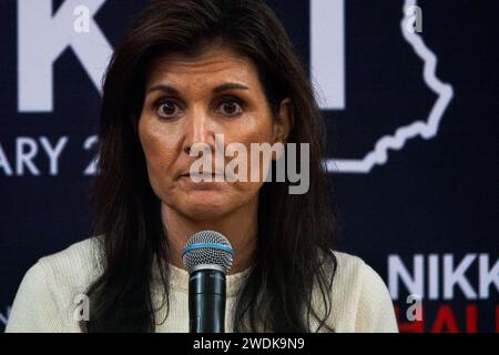 Peterborough, New Hampshire, États-Unis. 20 janvier 2024. NIKKI HALEY, espoir républicain présidentiel, prononce un discours devant ses partisans à Peterborough, NH, avant la primaire de mardi (crédit image : © Laura Brett/ZUMA Press Wire) À USAGE ÉDITORIAL SEULEMENT! Non destiné à UN USAGE commercial ! Banque D'Images