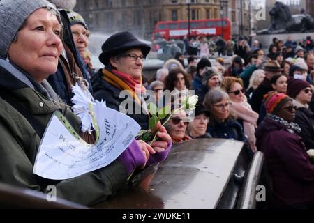 Westminster, Londres, Royaume-Uni. 21 janvier 2024. Une marche multiconfessionnelle pour la paix organisée par ensemble pour l’humanité, en solidarité en Israël et en Palestine. Crédit : Matthew Chattle/Alamy Live News Banque D'Images