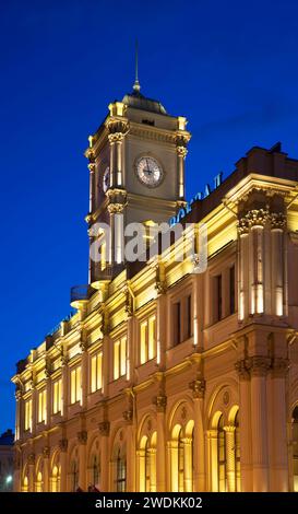 La gare de Leningradsky à Komsomolskaya square à Moscou. La Russie Banque D'Images