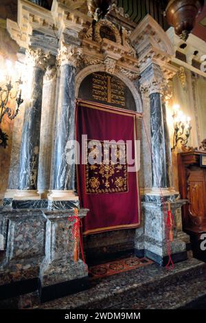 Padoue, Italie. Synagogue juive, l'arche de la Torah. Banque D'Images