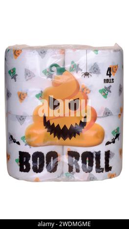 halloween édition spéciale quatre paquet de rouleaux de toilette boo roll découpé sur fond blanc Banque D'Images