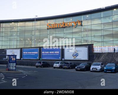 09.01.2024 Blackpool, Lancashire, Royaume-Uni. Sainsbury's, est un supermarché britannique et la deuxième plus grande chaîne de supermarchés au Royaume-Uni Banque D'Images