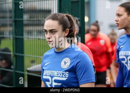 Halifax, Royaume-Uni. 21 janvier 2024. Calderdale College, Halifax, Angleterre, 21 janvier 2024 : Courtney Willis (20 Halifax) avant le match de la coupe du comté de West Riding contre Knaresborough Town à Halifax, Angleterre le 21 janvier 2024. (Sean Chandler/SPP) crédit : SPP Sport Press photo. /Alamy Live News Banque D'Images