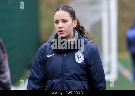 Halifax, Royaume-Uni. 21 janvier 2024. Calderdale College, Halifax, Angleterre, 21 janvier 2024 : Maddie Oliver (22 Halifax) avant le match de la coupe du comté de West Riding contre Knaresborough Town à Halifax, Angleterre le 21 janvier 2024. (Sean Chandler/SPP) crédit : SPP Sport Press photo. /Alamy Live News Banque D'Images