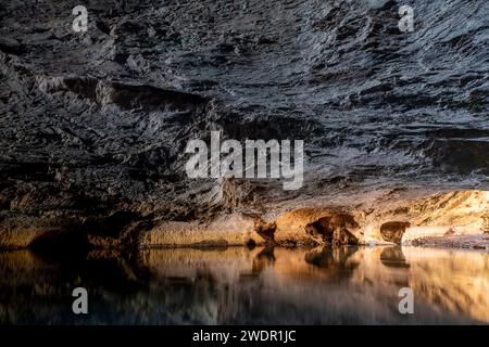 Grottes de Borenore dans la région d'Orange et du mont Canobolas, Nouvelle-Galles du Sud Banque D'Images