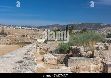 Vue générale du site archéologique de Jerash. Célèbres ruines antiques et romaines de Jerash Jordan. Banque D'Images