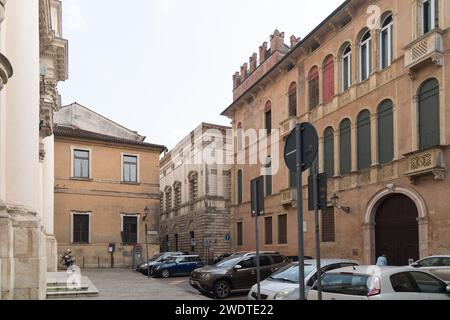 Renaissance Palazzo Thiene palladien du XVIe siècle sur Piazzetta San Stefano dans le centre historique de Vicence, province de Vicence, Vénétie, Italie© Wojc Banque D'Images