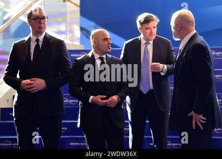 James OBrien Secrétaire d'Etat adjoint aux Affaires européennes et eurasiennes s'entretient avec le Président serbe Aleksandar Vucic, le Premier Ministre de Macédoine du Nord Dimitar Kovacevski, le Premier Ministre albanais EDI Rama lors de la réunion de direction consacrée au Plan de croissance pour les Balkans occidentaux à Skopje, République de Macédoine du Nord, 22 JANVIER 2024 IMAGO/PETR STOJANOVSKI Banque D'Images