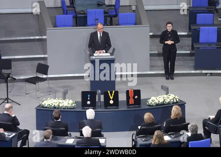 Staatsakt fuer Wolfgang Schaeuble im Deutschen Bundestag CDU Vorsitzender Friedrich Merz BEI seiner Rede beim Trauerstaatsakt fuer den verstorbenen Praesidenten des Deutschen Bundestages a. D., Wolfgang Schaeuble Berlin Deutschland *** cérémonie d'État pour Wolfgang Schaeuble au Bundestag allemand Président de la CDU Friedrich Merz lors de son discours à la cérémonie funéraire du défunt président du Bundestag allemand Wolfgang Schaeuble Berlin Berlin Allemagne Banque D'Images