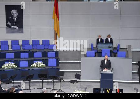 Staatsakt fuer Wolfgang Schaeuble im Deutschen Bundestag CDU Vorsitzender Friedrich Merz BEI seiner Rede beim Trauerstaatsakt fuer den verstorbenen Praesidenten des Deutschen Bundestages a. D., Wolfgang Schaeuble Berlin Deutschland *** cérémonie d'État pour Wolfgang Schaeuble au Bundestag allemand Président de la CDU Friedrich Merz lors de son discours à la cérémonie funéraire du défunt président du Bundestag allemand Wolfgang Schaeuble Berlin Berlin Allemagne Banque D'Images