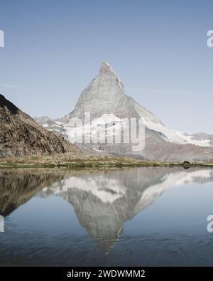Reflet du Cervin à Stellisee, Zermatt, Suisse Banque D'Images
