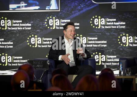 Cracovie, Pologne. 22 janvier 2024. Elon Musk est vu en train de prendre la parole lors de la conférence de l'Association juive européenne à Cracovie, en Pologne, le 22 janvier 2024. (Photo Jaap Arriens/Sipa USA) crédit : SIPA USA/Alamy Live News Banque D'Images