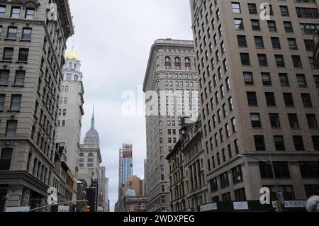 MANHTTAN/NEW YORK CITY / NEW YORK /USA/04.JUNE 2018 le bâtiment de l'État Emprie se trouve dans le quartier financier de Manhattan à New York, USA . (Photo.Francis Dean / Deanimages. Banque D'Images