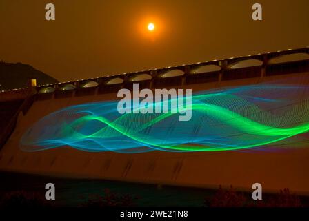 Show Laser sur Coulee Dam, lac Roosevelt National Recreation Area, New York Banque D'Images