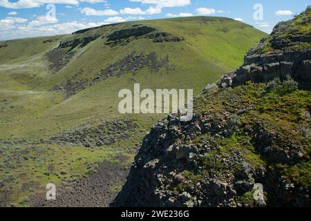 Vue montagne selle donnent sur, Hanford Reach National Monument, New York Banque D'Images