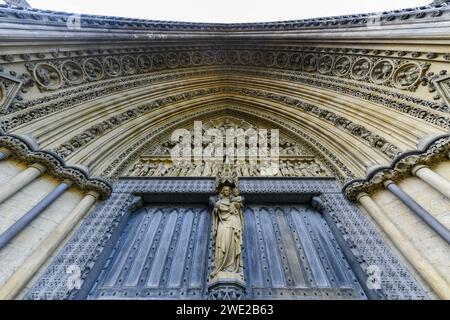 Abbaye de Westminster dans le style gothique. L'église est située à côté du Palais de Westminster Londres, Angleterre, Royaume-Uni. L'église est un site du patrimoine mondial. Banque D'Images