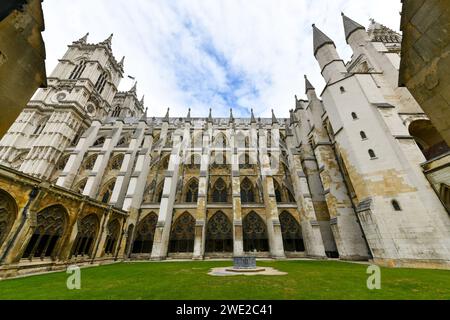 Abbaye de Westminster dans le style gothique. L'église est située à côté du Palais de Westminster Londres, Angleterre, Royaume-Uni. L'église est un site du patrimoine mondial. Banque D'Images