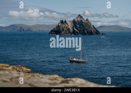 inishmore falaises arial dans le comté de clare Banque D'Images