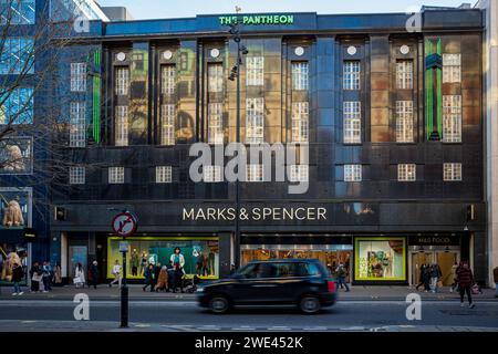 Marks and Spencer The Pantheon, Oxford Street Store Londres. M&S Oxford Street. M&S magasin Panthéon. Construit en 1938, mis à jour dans les années 1950. Robert Lutyens Grade II Banque D'Images