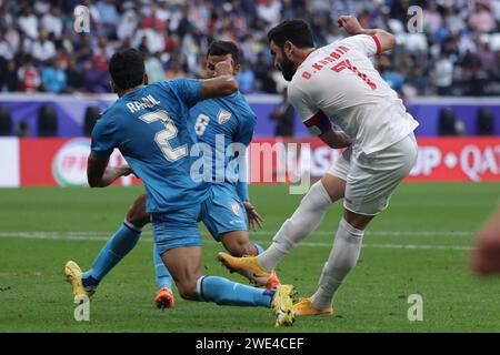 Al Khor, Qatar. 23 janvier 2024. AL KHOR, QATAR - 23 JANVIER : Omar Khribin, Kharbin de Syrie marque un but lors du match de la coupe d'Asie AFC Groupe B entre la Syrie et l'Inde au stade Al Bayt le 23 janvier 2024 à Al Khor, Qatar. Photo SFSI crédit : Sebo47/Alamy Live News Banque D'Images