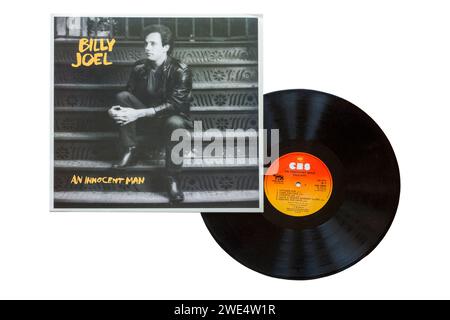 Billy Joel Innocent Man album vinyle LP Cover isolé sur fond blanc - 1983 Banque D'Images