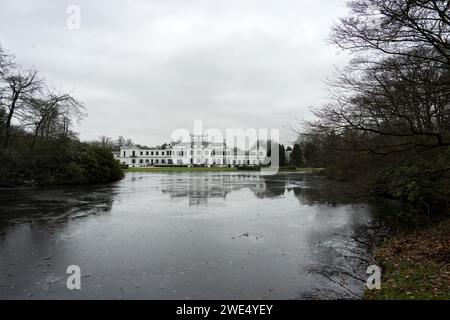 BAARN - le domaine Soestdijk Palace. Le conseil municipal de Baarn avait déjà approuvé un plan de zonage pour le réaménagement du domaine du palais de Soestdijk, mais plusieurs résidents locaux et organisations de protection de la nature se sont opposés au plan. ANP SANDER KONING pays-bas sorti - belgique sorti Banque D'Images