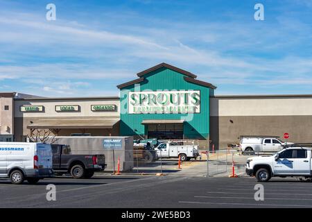 Victorville, CA, États-Unis - 18 janvier 2024 : chantier de construction d'un nouveau marché de producteurs Sprouts situé à Victorville, Californie. Banque D'Images