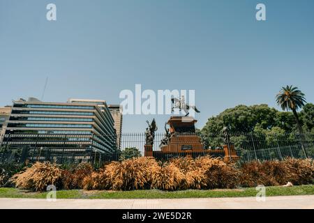 Monument du général San Martin à Buenos Aires, Argentine - 2 décembre 2023. Photo de haute qualité Banque D'Images