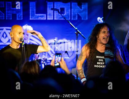 British Lion fondée par Steve Harris de Iron Maiden, UK Tour, Chinnerys, Southend-on-Sea, Essex © Clarissa Debenham (film Free Photography) / Alamy Banque D'Images