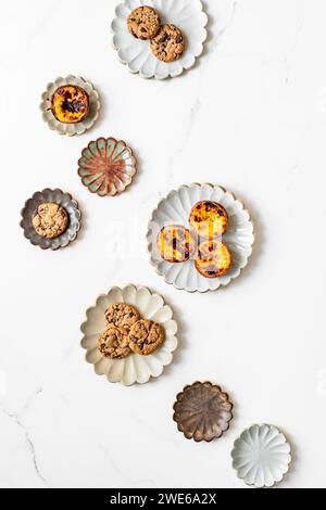 Biscuits aux pépites de chocolat, Pasteis de Nata Banque D'Images