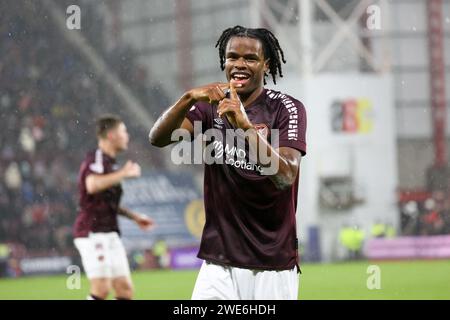 Edimbourg, Royaume-Uni. 23 janvier 2024. Parc Tynecastle. Edimbourg. Cinch Scottish Premiership .Hearts v Dundee 23 janvier 2024 pendant le match entre Hearts et Dundee, Dexter Lembikisa célèbre avoir marqué son premier but pour Hearts et l'égaliseur .Hearts a remporté 3-2 (crédit photo : Alamy Live News/David Mollison) crédit : David Mollison/Alamy Live News Banque D'Images