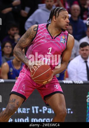 Bonn, Deutschland. 21 janvier 2024. Savion Flagg (Bonn), Telekom baskets Bonn vs Alba Berlin, easyCredit BBL, 17. Spieltag, Bonn, 21.01.2024. Crédit : Juergen Schwarz/Alamy Live News Banque D'Images