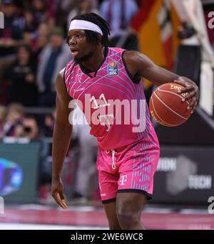 Bonn, Deutschland. 21 janvier 2024. Brian Fobbs (Bonn), Telekom baskets Bonn vs Alba Berlin, easyCredit BBL, 17. Spieltag, Bonn, 21.01.2024. Crédit : Juergen Schwarz/Alamy Live News Banque D'Images