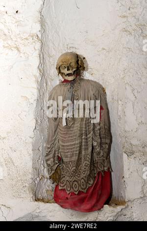 Cadavres momifiés dans les catacombes capucines de Palerme, Italie. Banque D'Images