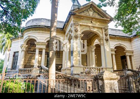 Merida Mexique, Zona Paseo Montejo Centro, Casa Duarte Molina manoir, villa italienne henequen période, clôture ornementale en fer forgé, résidence, maisons re Banque D'Images