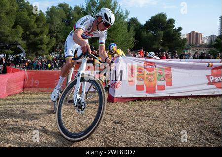 Mathieu van der Poel participe à la coupe du monde de Cyclocross UCI - Benidorm Banque D'Images