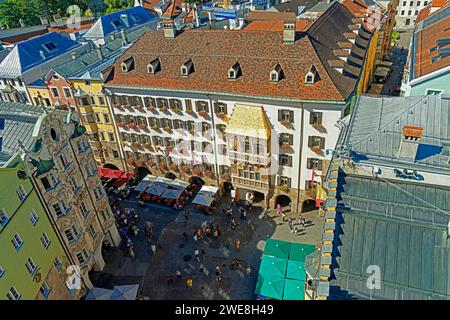 Goldenes Dachl, Helbinghaus, Wandmalereien, Fußgängerzone Banque D'Images