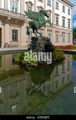 Schloss Mirabell, Mirabellgarten, Pegassusbrunnen Banque D'Images